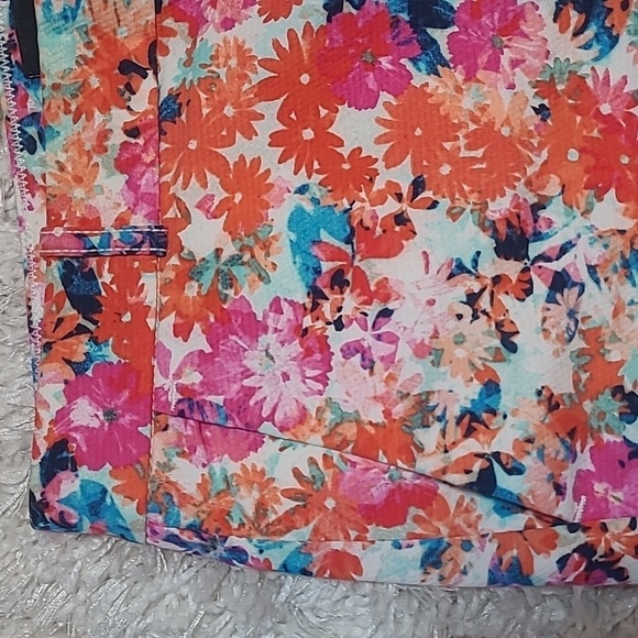 🌺 J.Crew Watercolor Floral Flat Front Shorts – Womens Size 0 – Resort Vacation - Picture 7 of 17